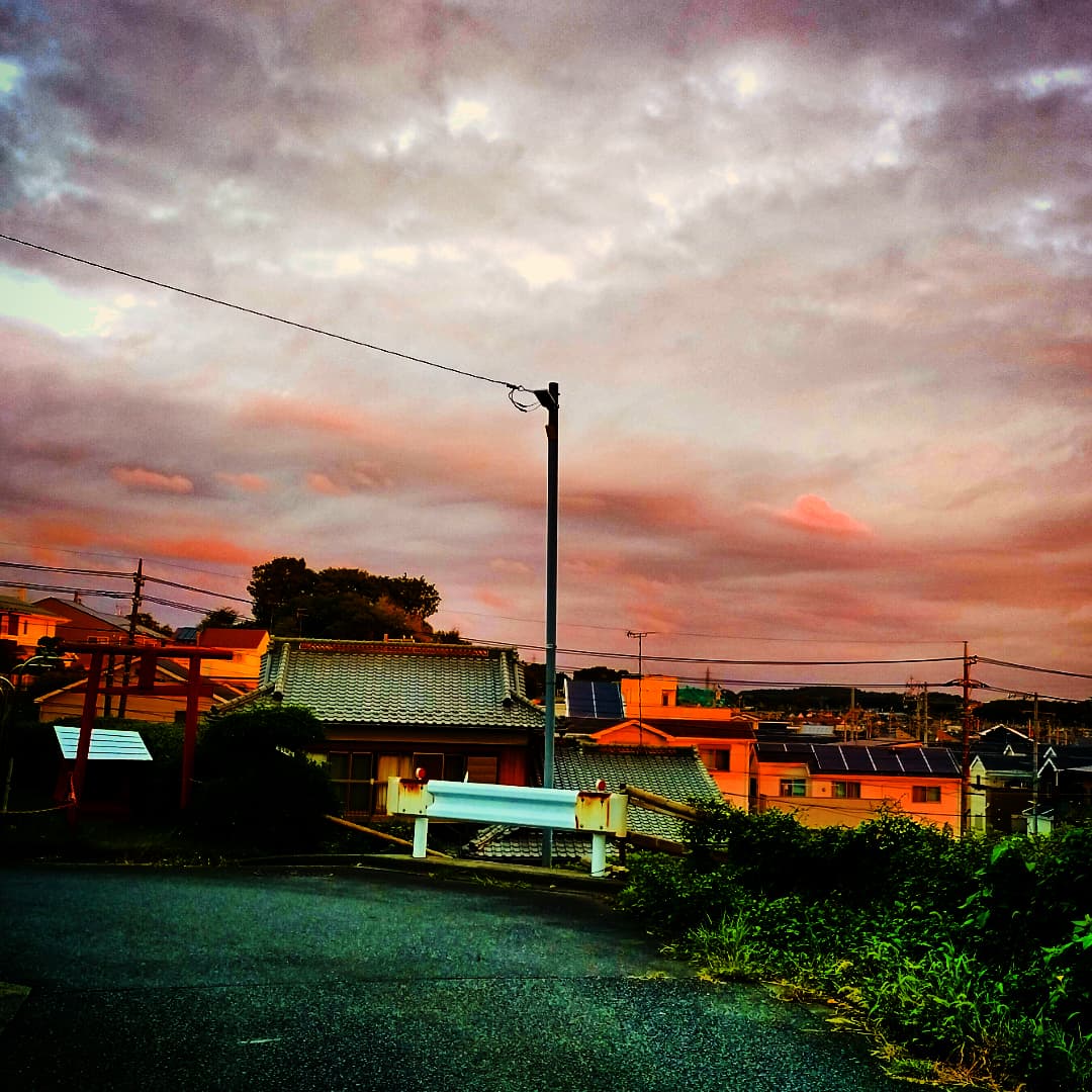 最近の電線電柱写真