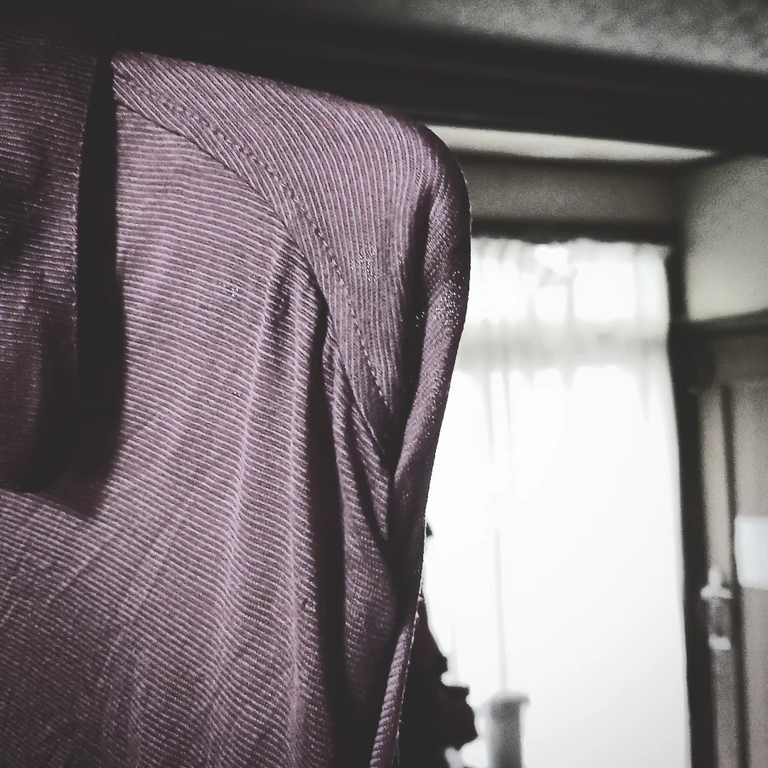 母の服を洗濯、干していて違和感